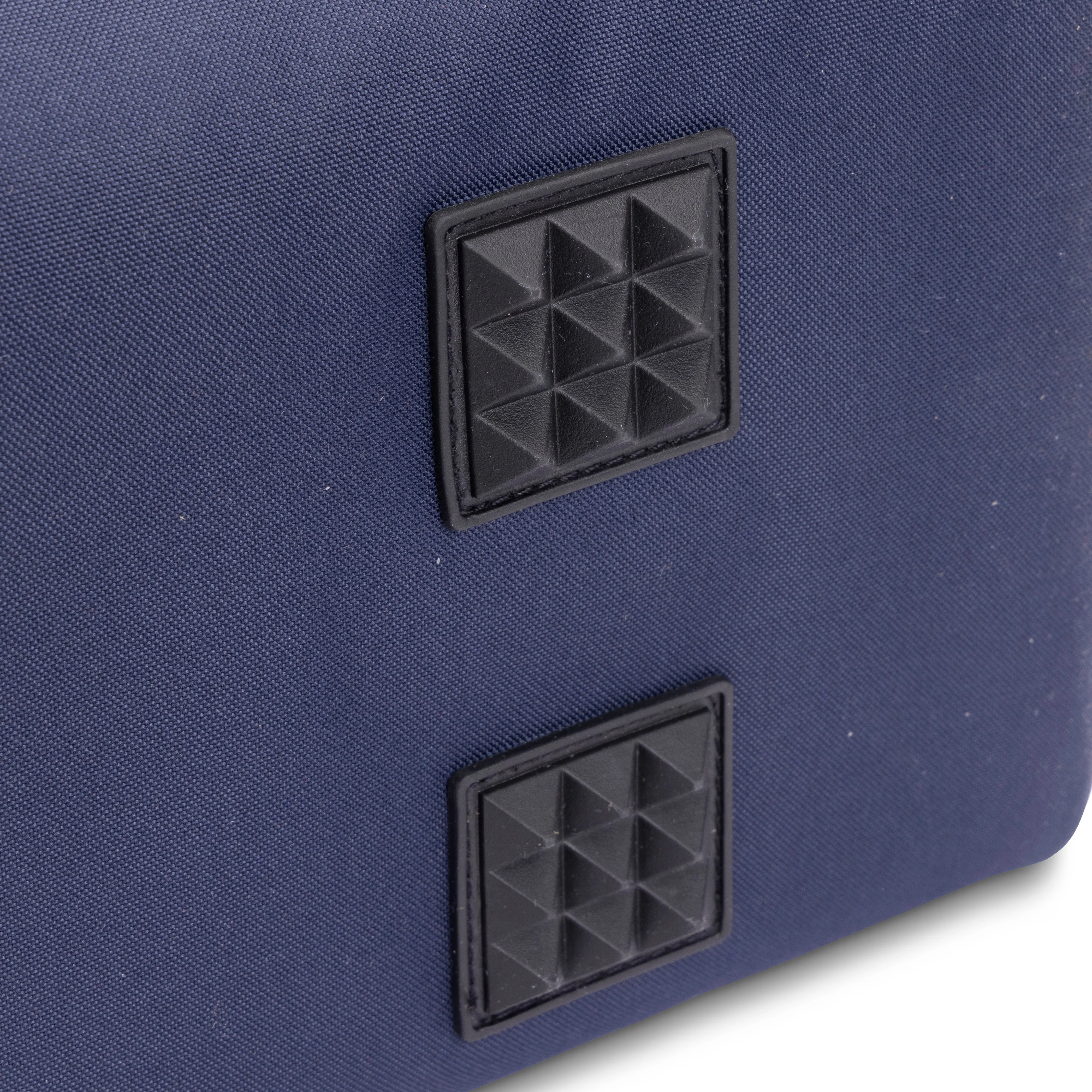 Aubrion Equestrian Grooming Kit Bag - Image 9