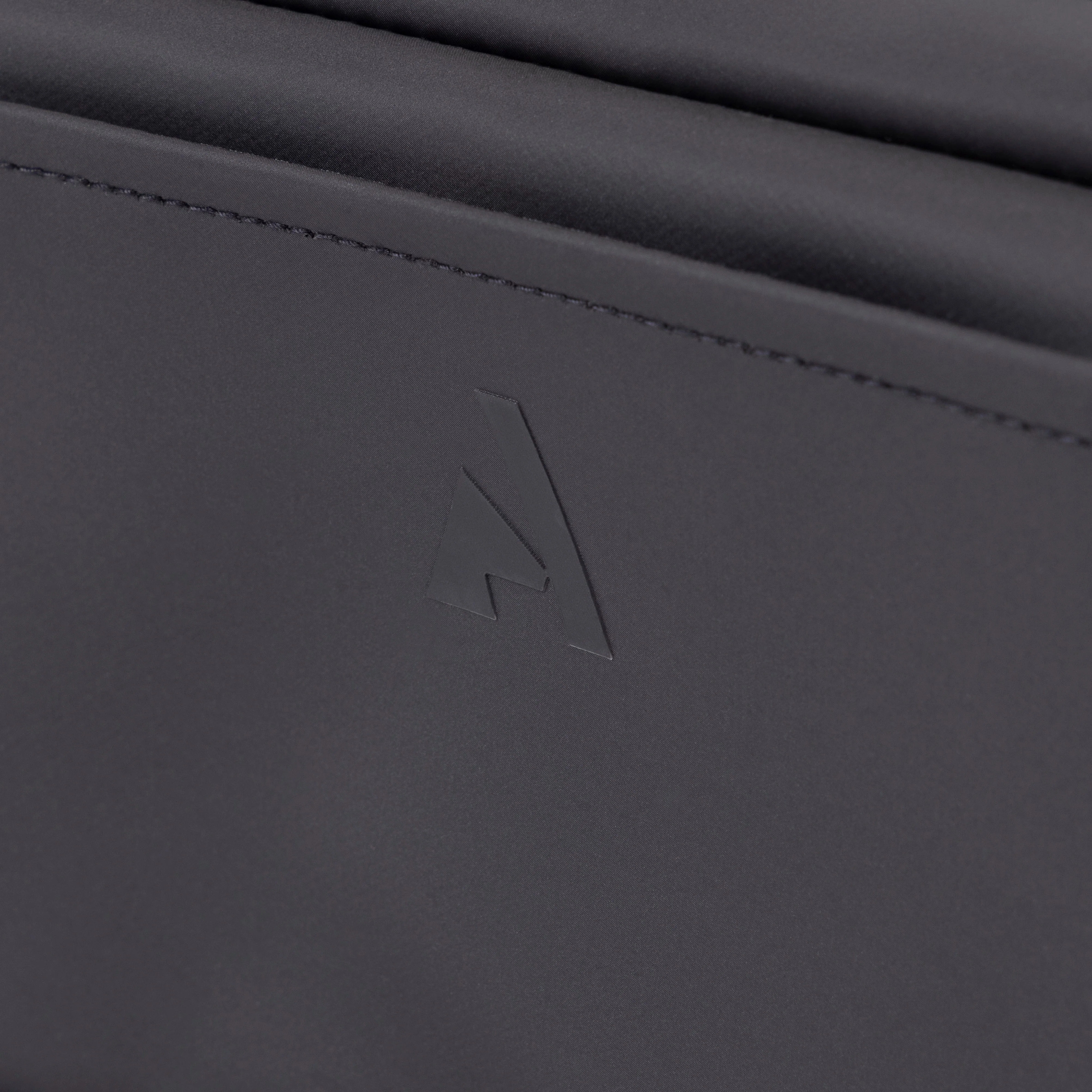 Aubrion React Cross- Body Bag - Image 3