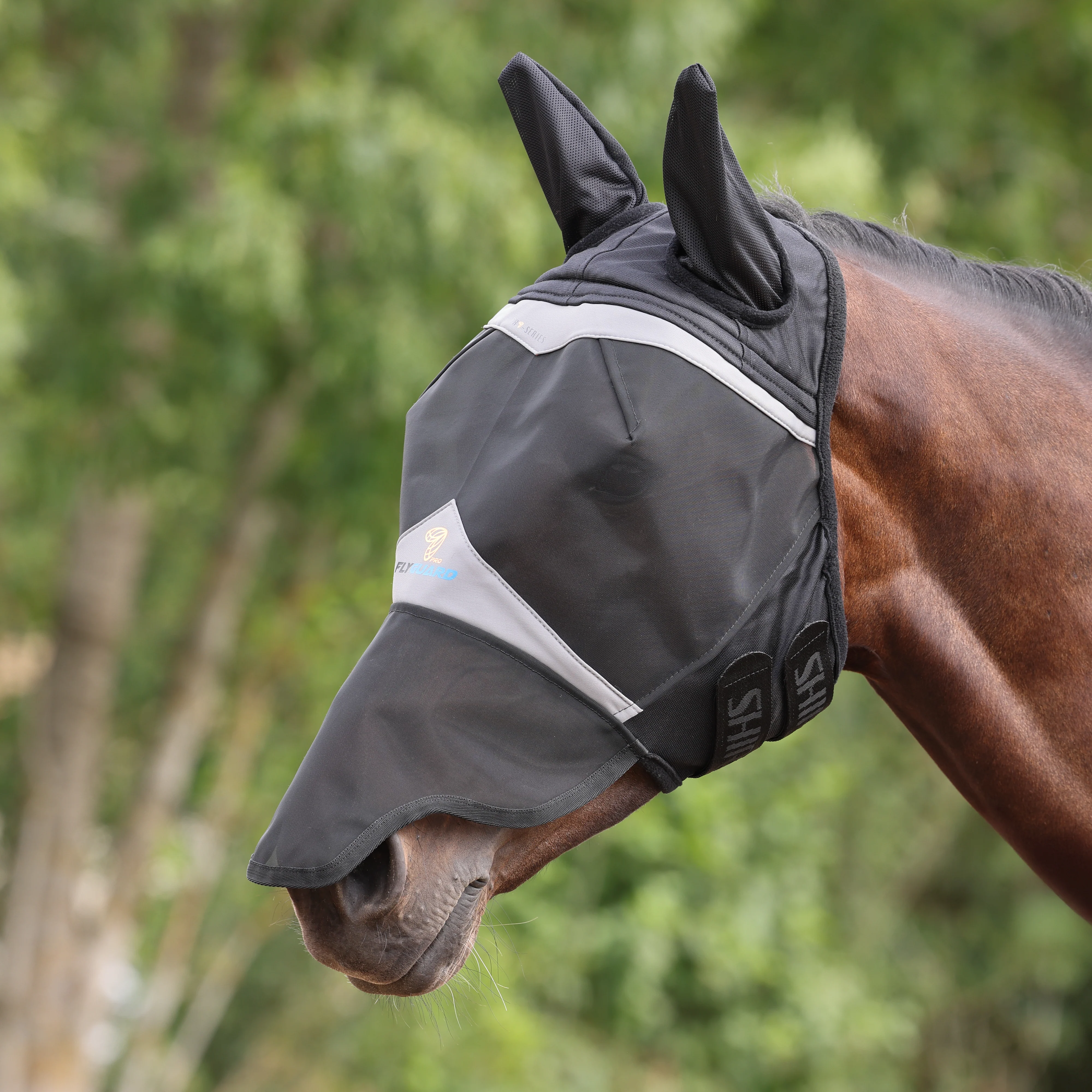 FlyGuard Pro Fine Mesh Fly Mask with Ears & Nose - Image 2