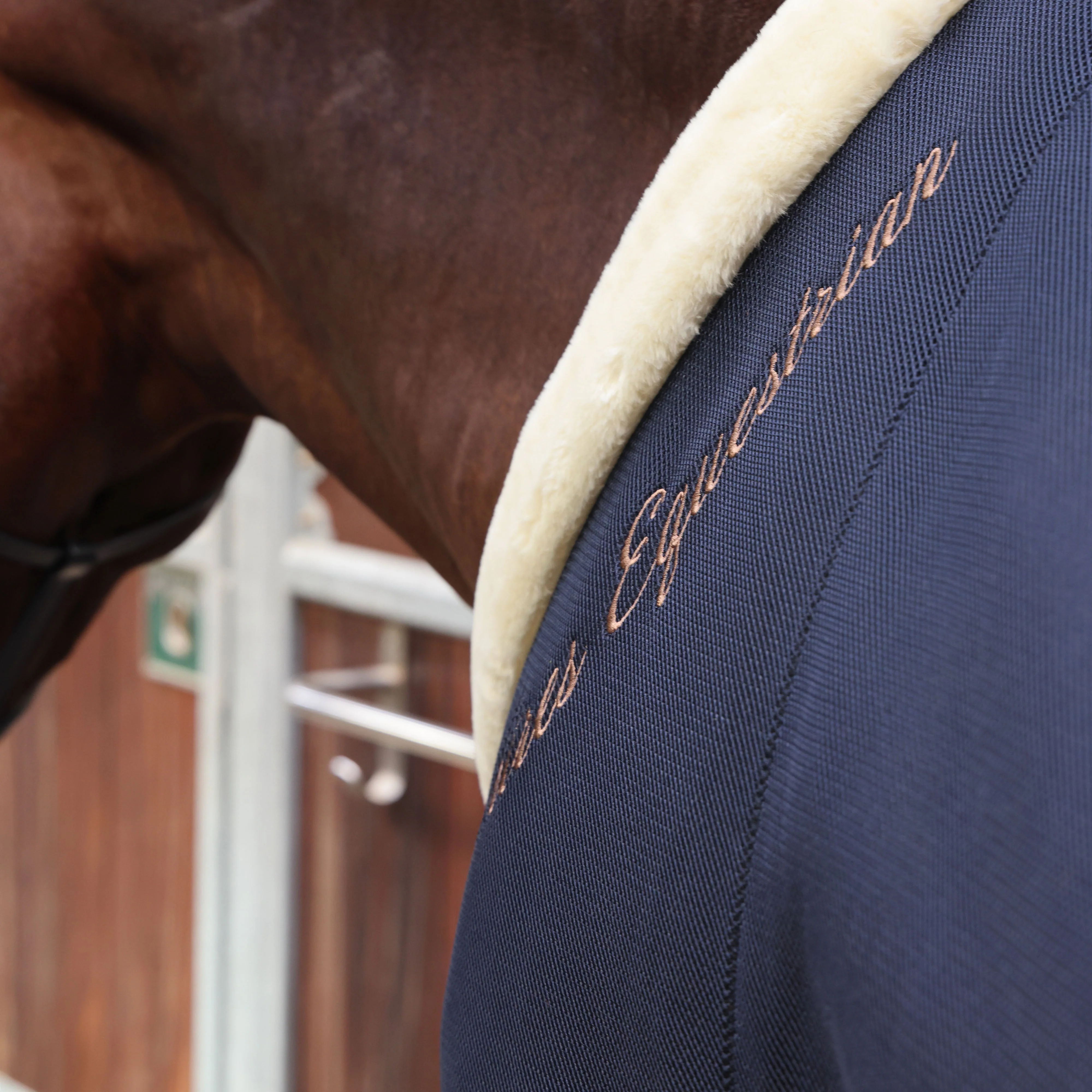 Shires Deluxe Air Motion Cooler - Image 3